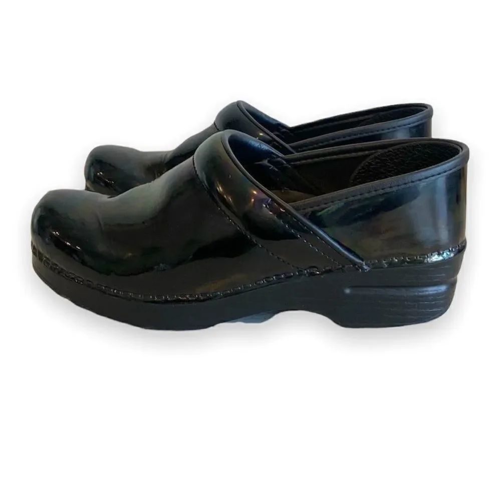 Dansko black leather arched shoes